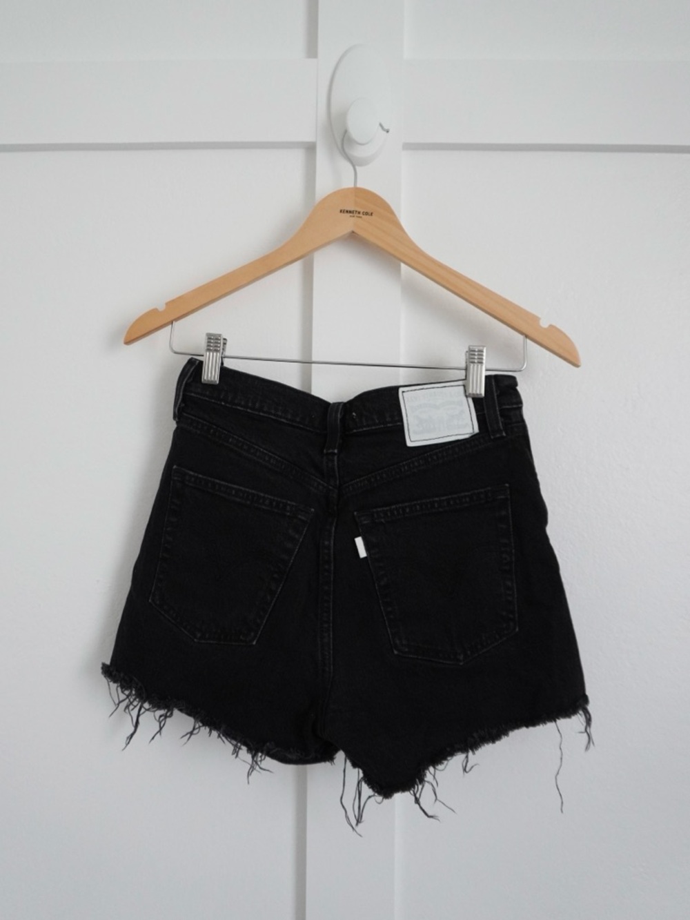 Levi’s Ribcage Jean Shorts Black Custom Patch